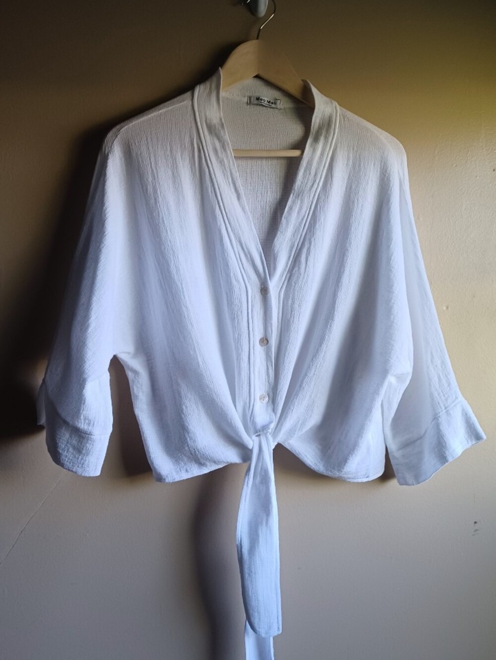 MEO-MELI Made In Italy Top/cardgan   In White.